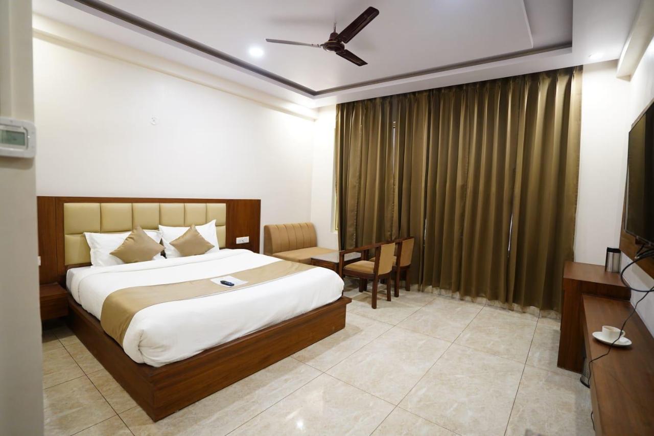 Hotel Amansara 勒克瑙 外观 照片